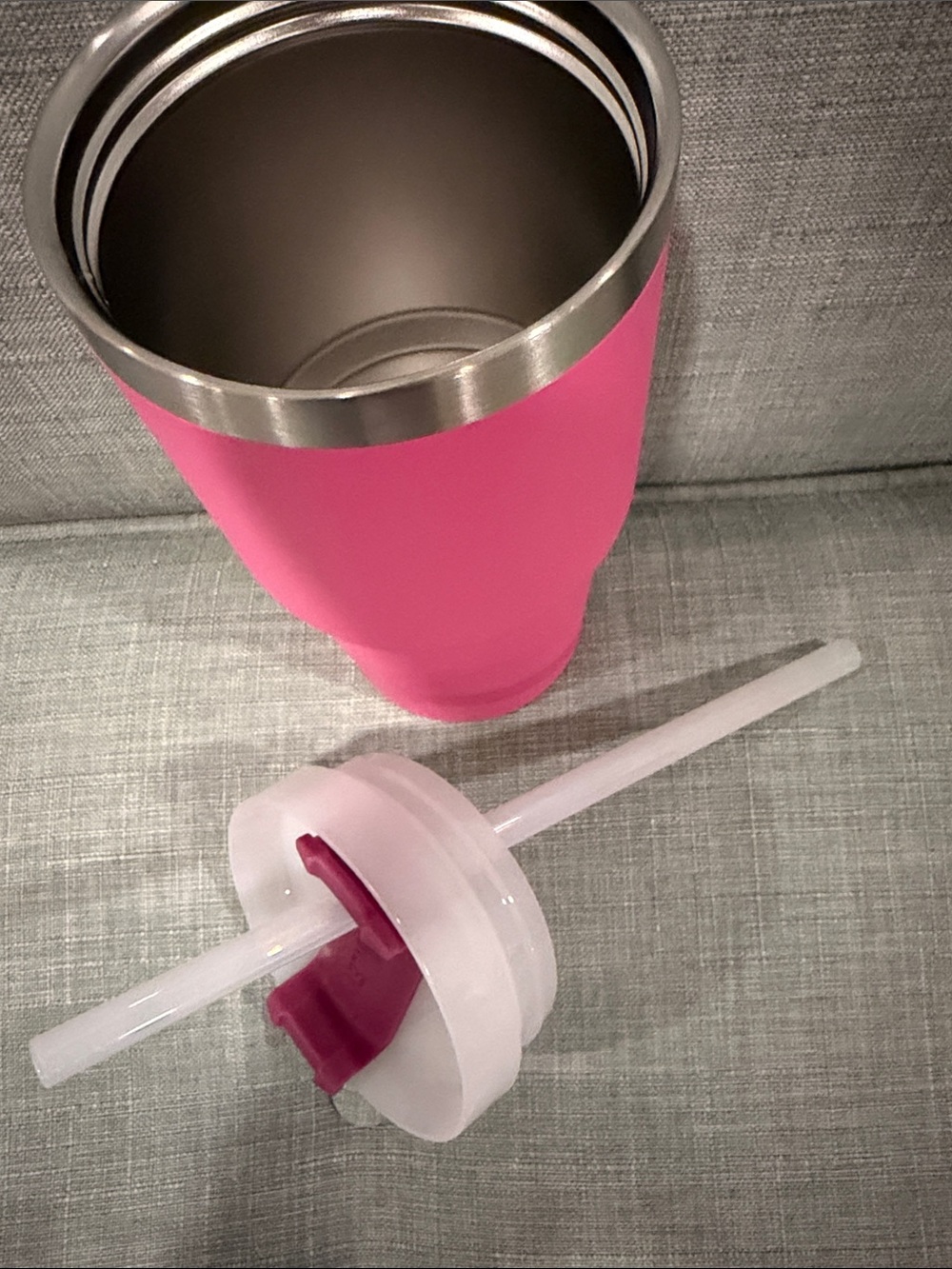 Stanley Hot Pink 20 oz. FlowState insulated tumbler - Picture 6 of 6